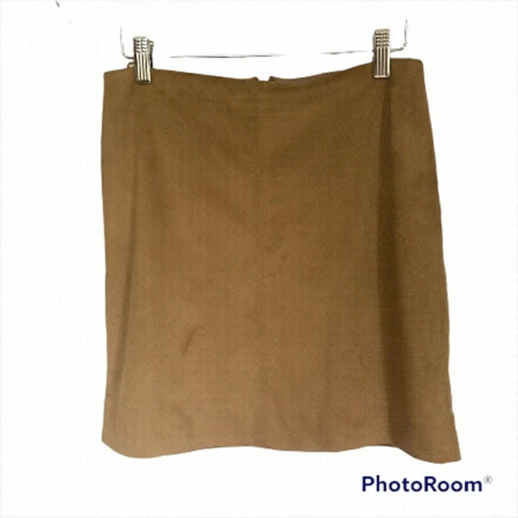 5/$25 J.crew  Faux Suede Pencil Skirt Size 2 Tan Back Zipper - Picture 1 of 12